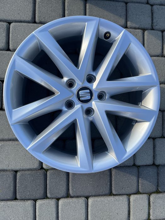 Alufelgi 5x112 17 cali Seat Leon Ibiza Altea Ateca opony 225/45/17