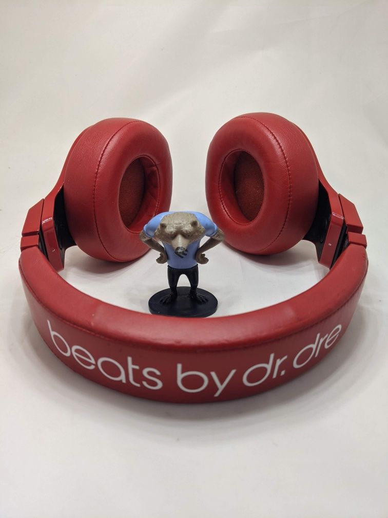 Beats By Dr. Dre Pro, SMS Audio 50 cent on ear