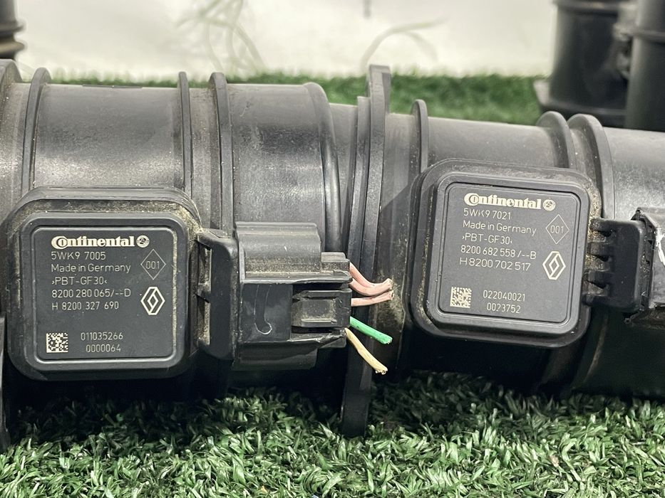 Розходомір renault витратомір повітря  Расходомер воздуха рено 1.9 2.0