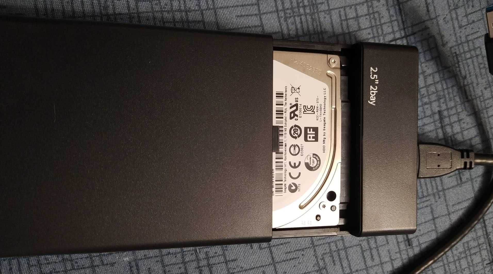 Caixa Externa com 2 HDD 500GBDs 2.5P