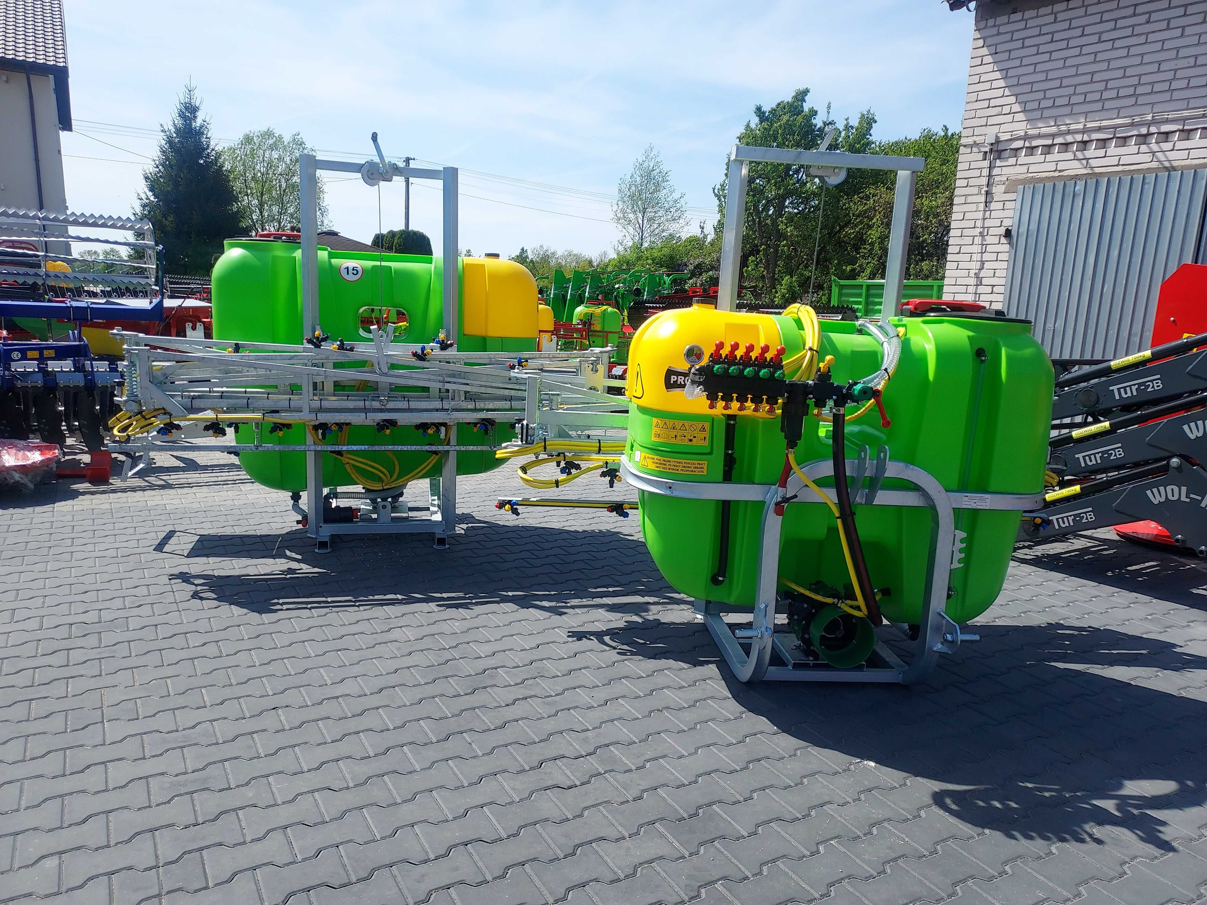 Opryskiwacz Polowy Ocynk 600/15