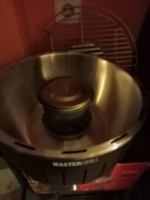 Grelhador  Sem Fumo Mastergrill Flama preto como novo Espectacular