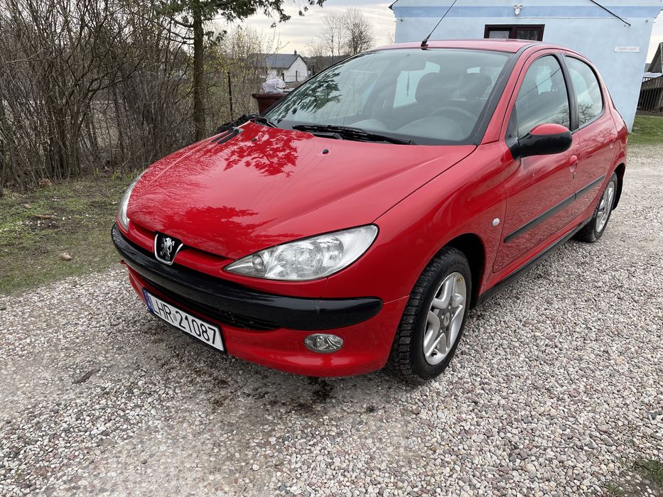 Peugeot 206 1.1 lpg hak