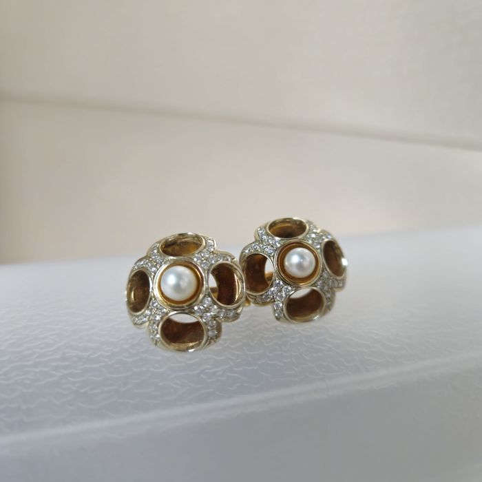 Сережки з натуральними діамантами