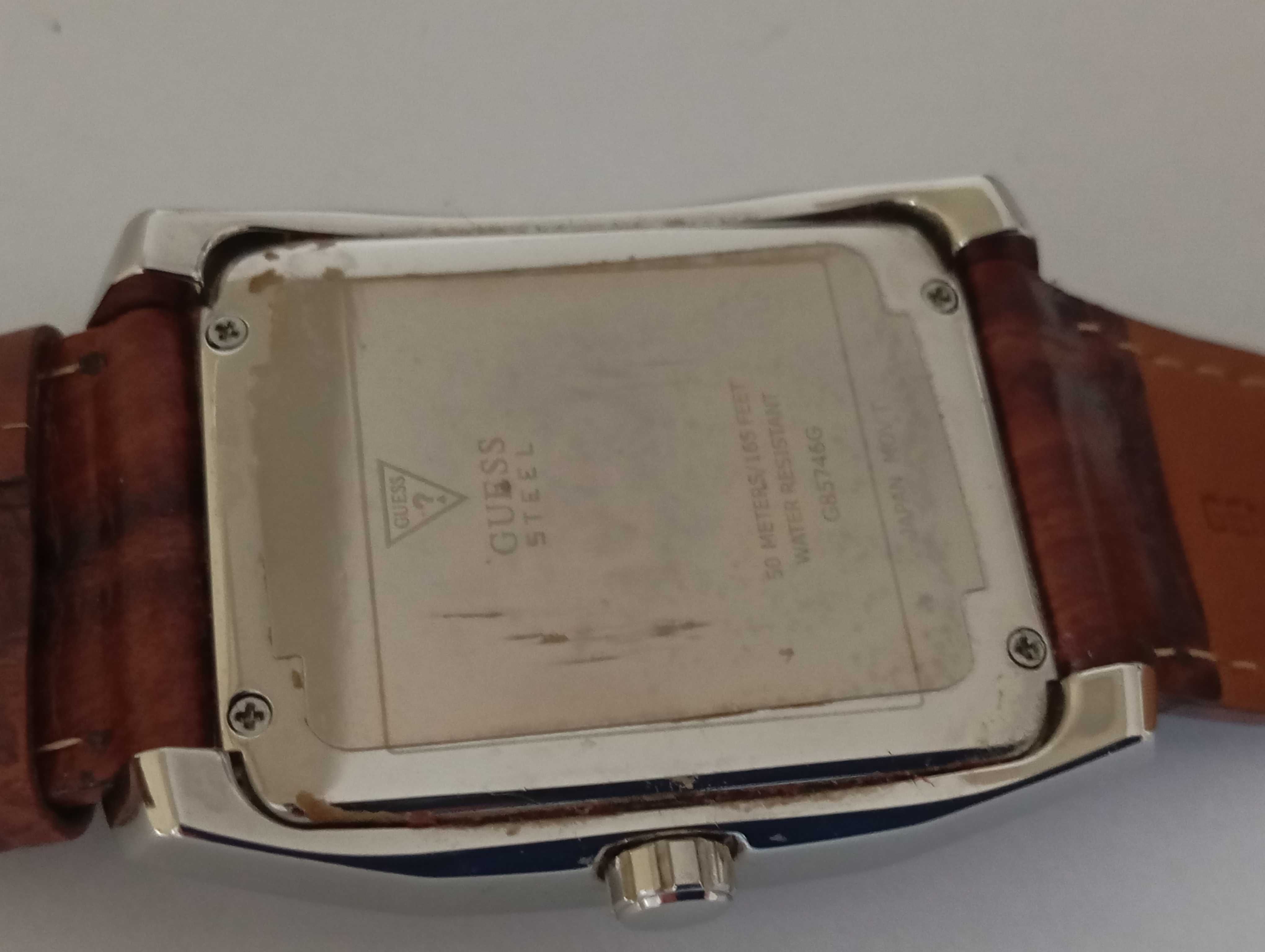 Zegarek Guess  w bardzo dobrym stanie
