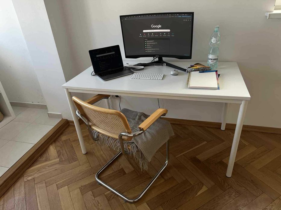 Biurko Ikea 140x70x75 duże i wygodne