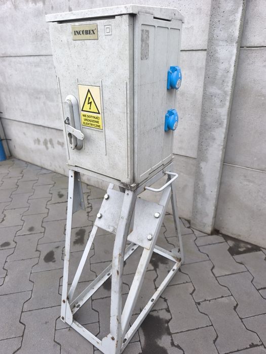 Rozdzielnica elektryczna budowlana zewnętrzna, rozdzielnia, erbetka