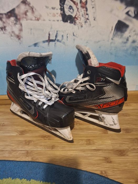 Хокейні  ковзани воротаря