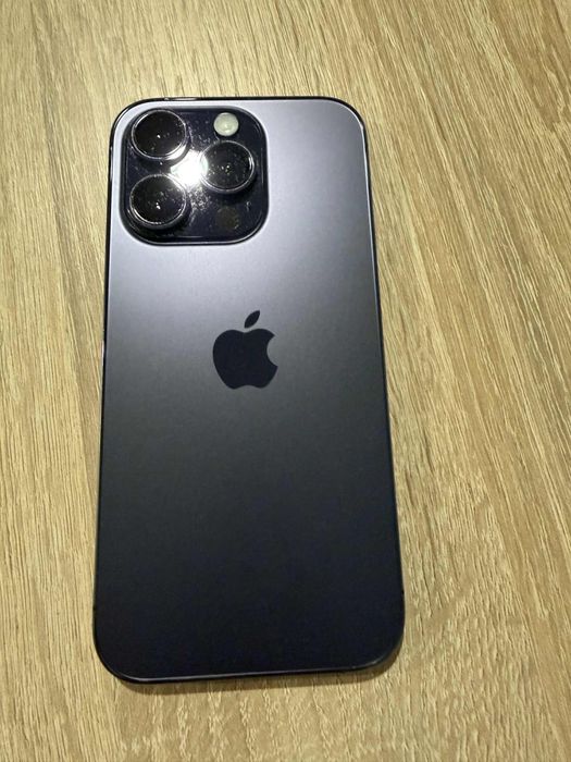 Iphone 14 Pro, kolor fiotetowy w idealnym stanie.