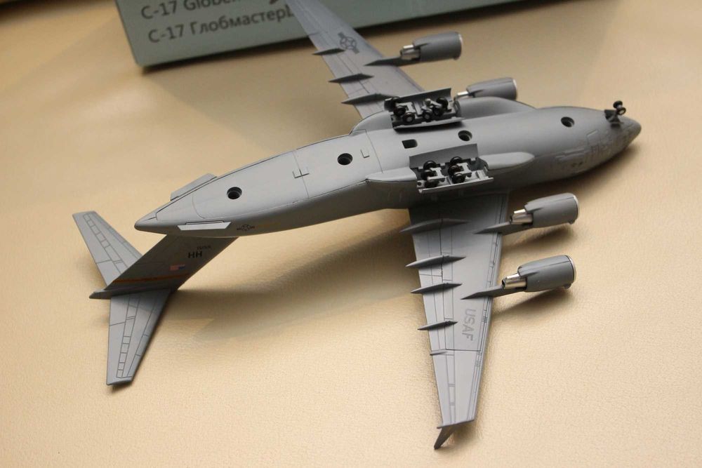 Model samolotu jak wojskowy Boeing C-17 Globemaster US Air Force