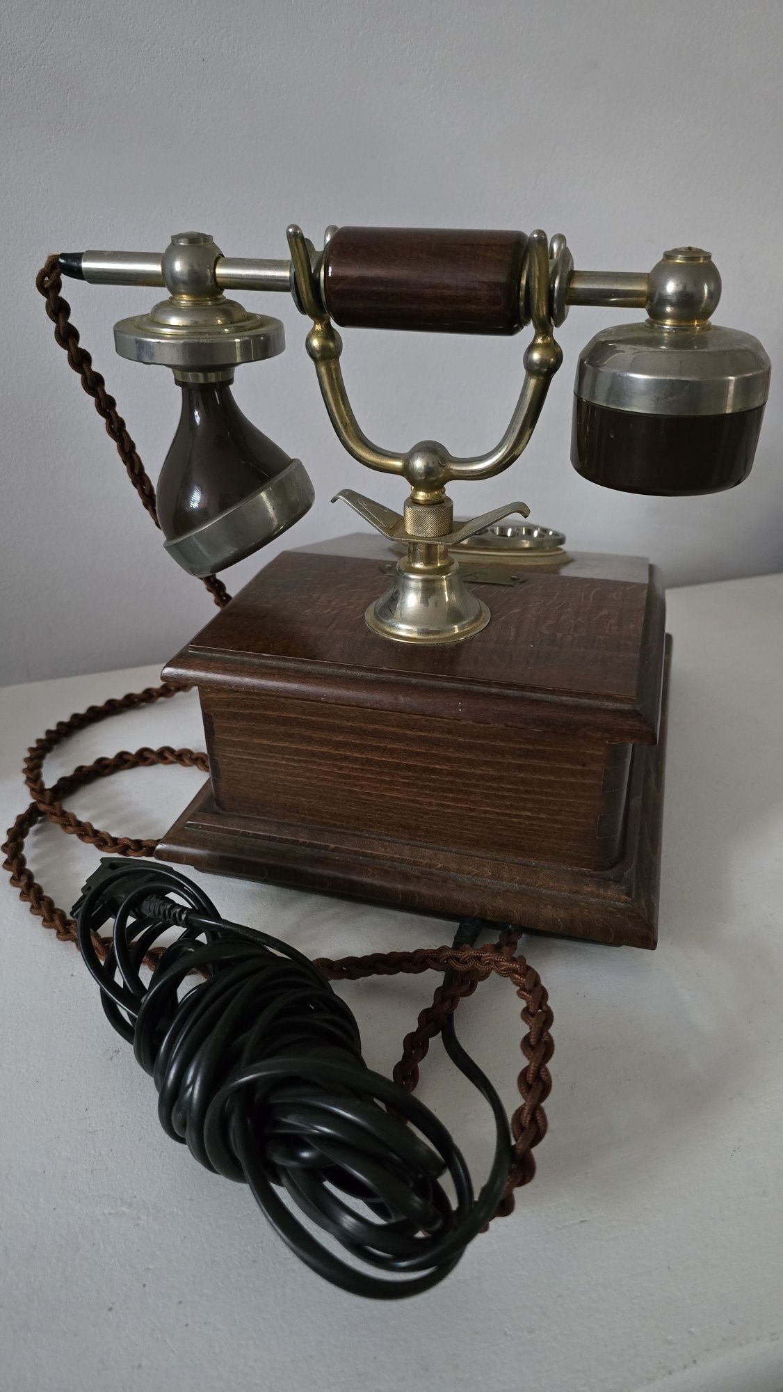 Telefon stacjonarny Lyon