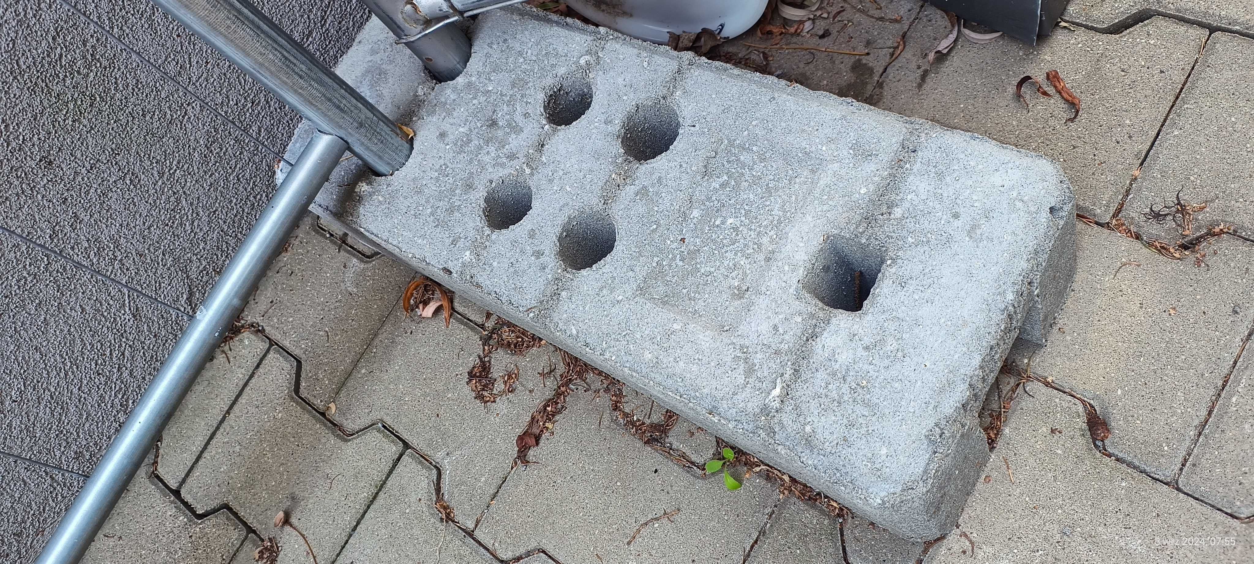 Stopa betonowa 32kg ogrodzenie tymczasowe budowlane płot 25szt.