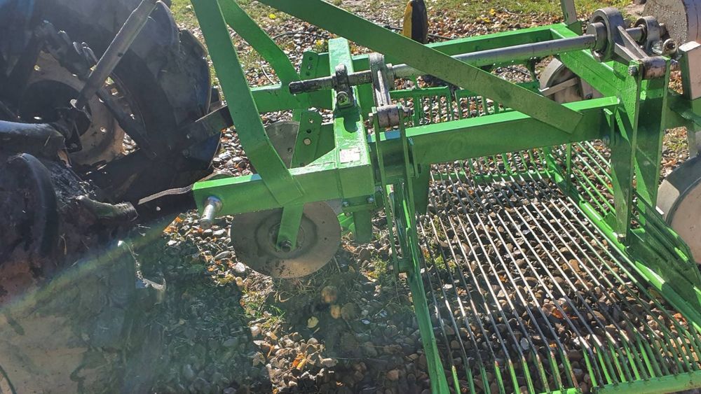 Картоплекопалка Bomet 655  польська