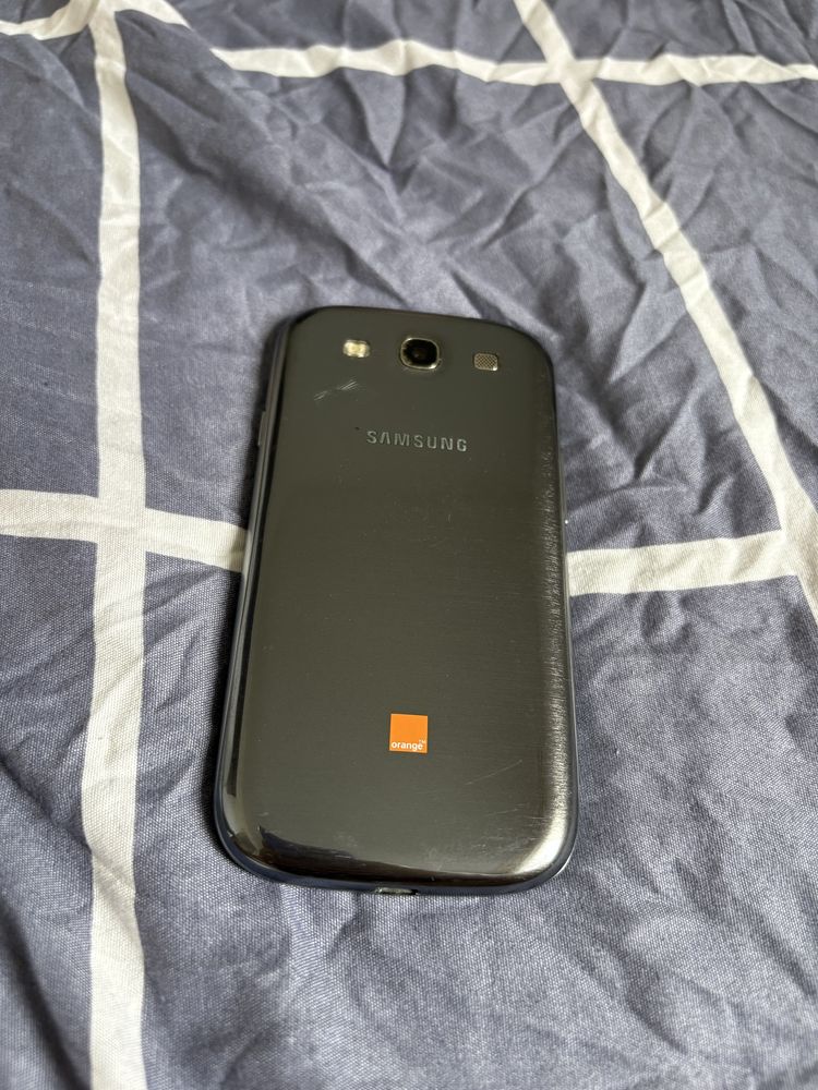 Smartfon Samsung GT-I9300