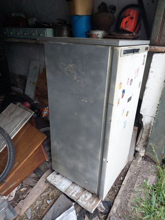 Продам корпус холодильника.