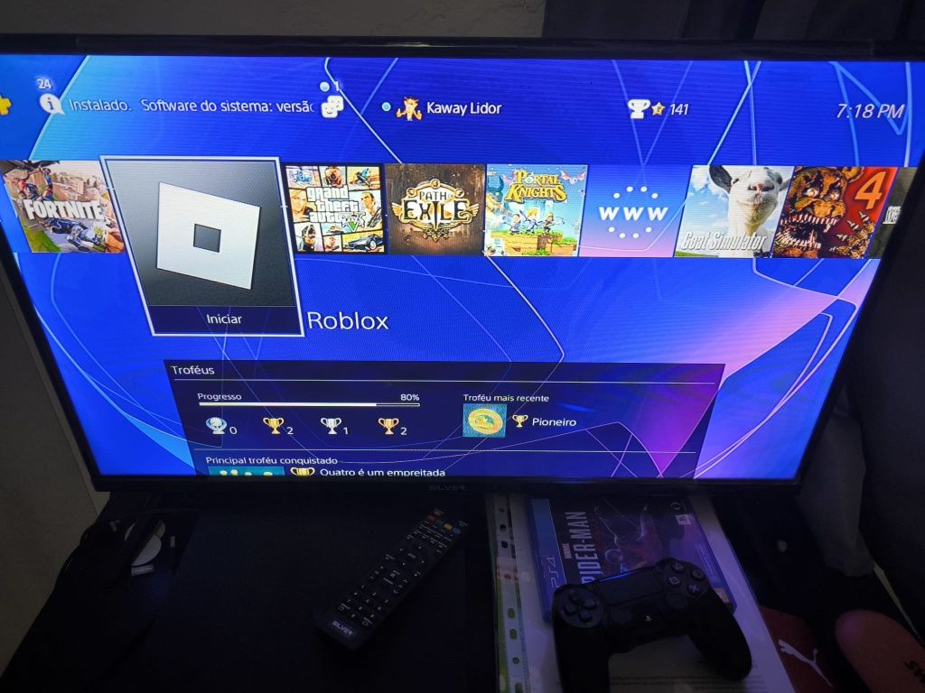 PS4 1TB + 5 jogos