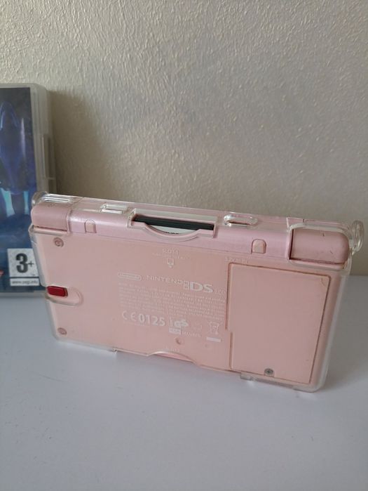 Nintendo DS lite pink