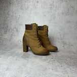 Timberland EK Glancy 6 Inch Boots Size: 37 23 cm