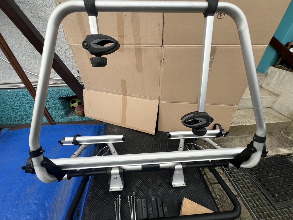 Thule Caravan Superb na zaczep przyczepy na 2-3  rower