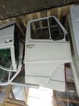 Дверь передняя правая Mercedes T1 207 208 209 210 307 308 310 408 410