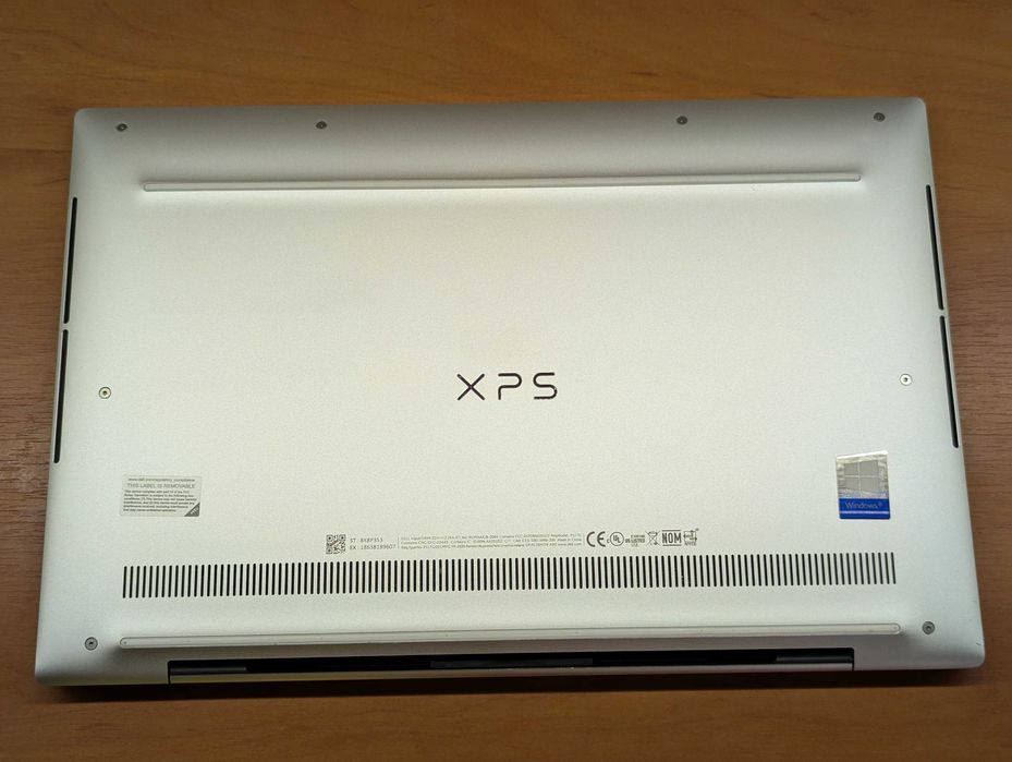 Dell XPS 13 9300, i5-1035G1, FHD IPS+, 8 RAM, 256 ssd
