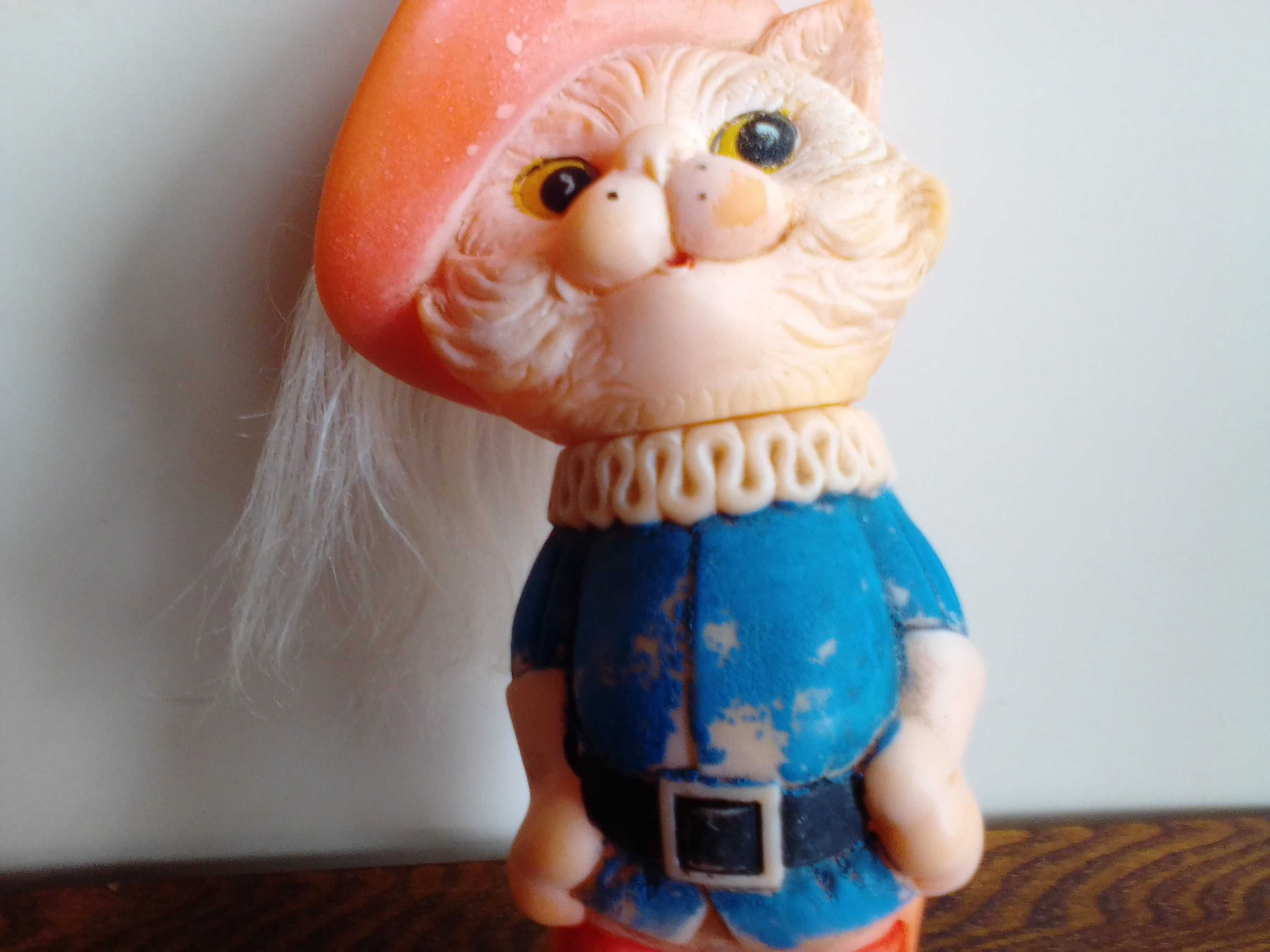 Резиновая игрушка «Кот в сапогах», 22.5 см, СССР, 80-е годы.
