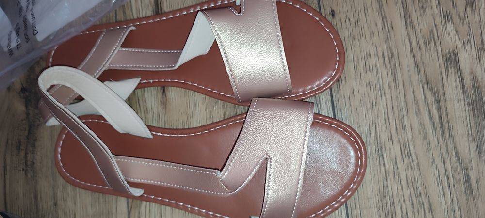 Sandałki damskie nowe 43 dl.wkladki 28cm