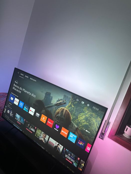 Vendo TV Phillips PU55 Ambilight