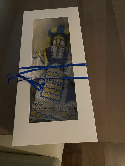 Сувенирна лялька