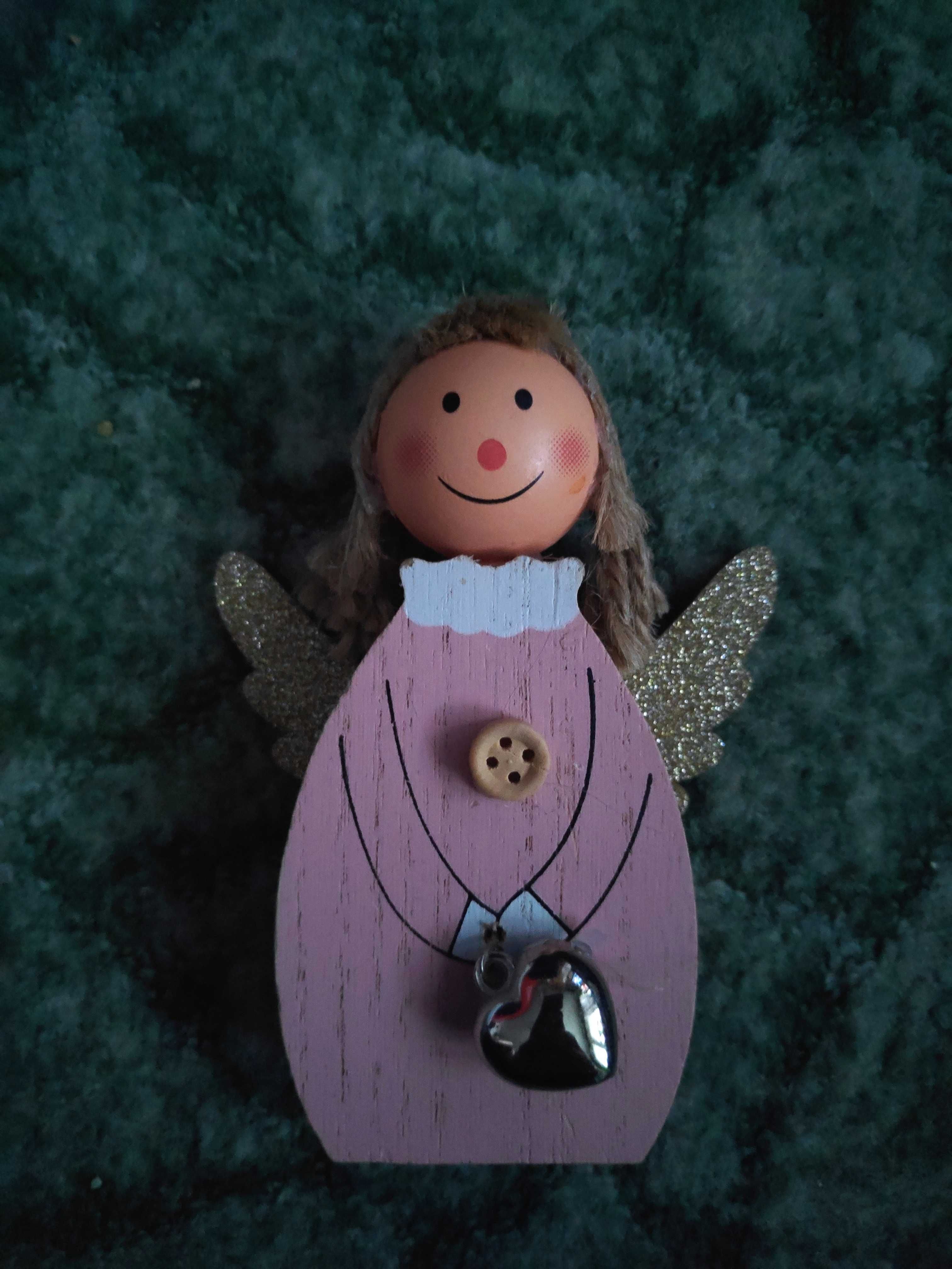 Aniołek figurka drewniana
