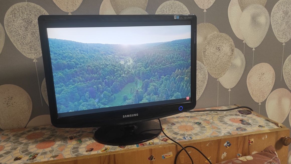 Монитор 20' Samsung Sync master 2032bw hdmi dvi vga