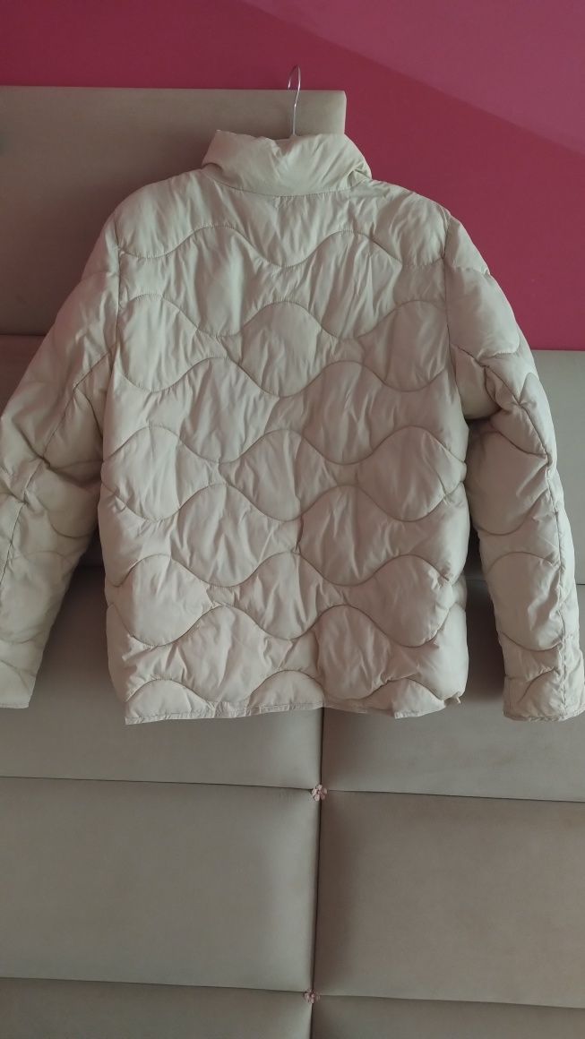 Kurtka przejściowa Reserved r. 38
