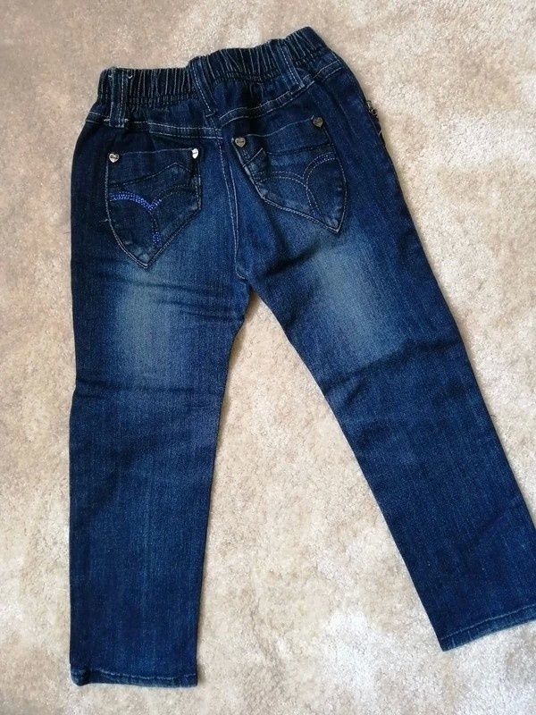 Zestaw 3 par spodni dżinsy jeansy granatowe kieszenie 98-110 4/5 lat