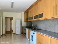 Apartamento T3 com 2 Garagens, Tavarede, Figueira da Foz