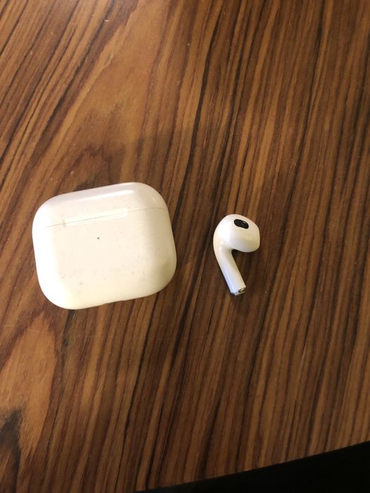 Airpods 3 original (кейс + лівий навушник)