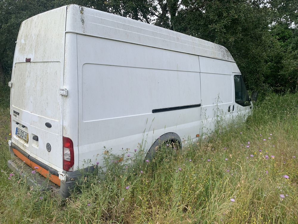 Carrinha ford transit ano 2007 rodado duplo, longa, alta. Motor danifi