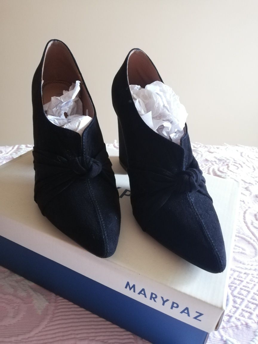 Sapatos MaryPaz - Novos