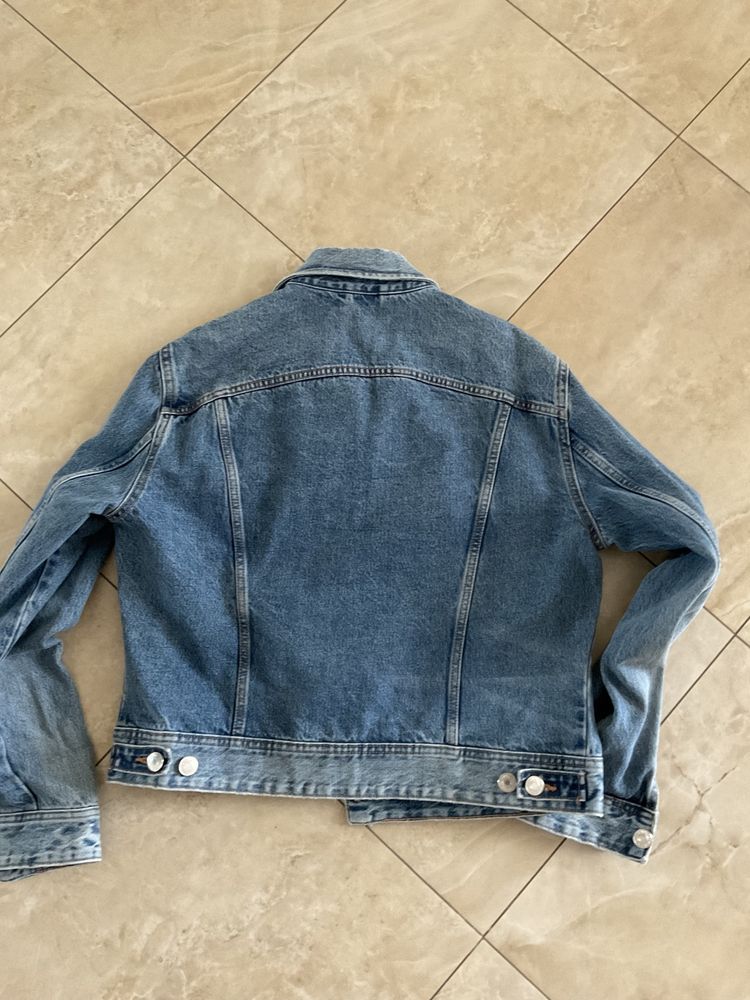 Нова джинсова куртка ZARA