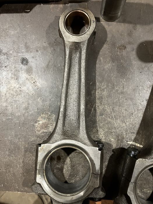 Шатун Мтз 80-82 д240