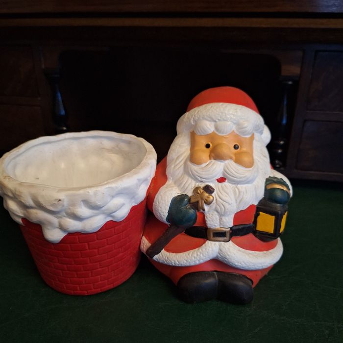 Ozdoba świąteczna Mikołaj z doniczką
