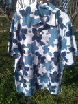 Camisa Havaiana com padrão floral