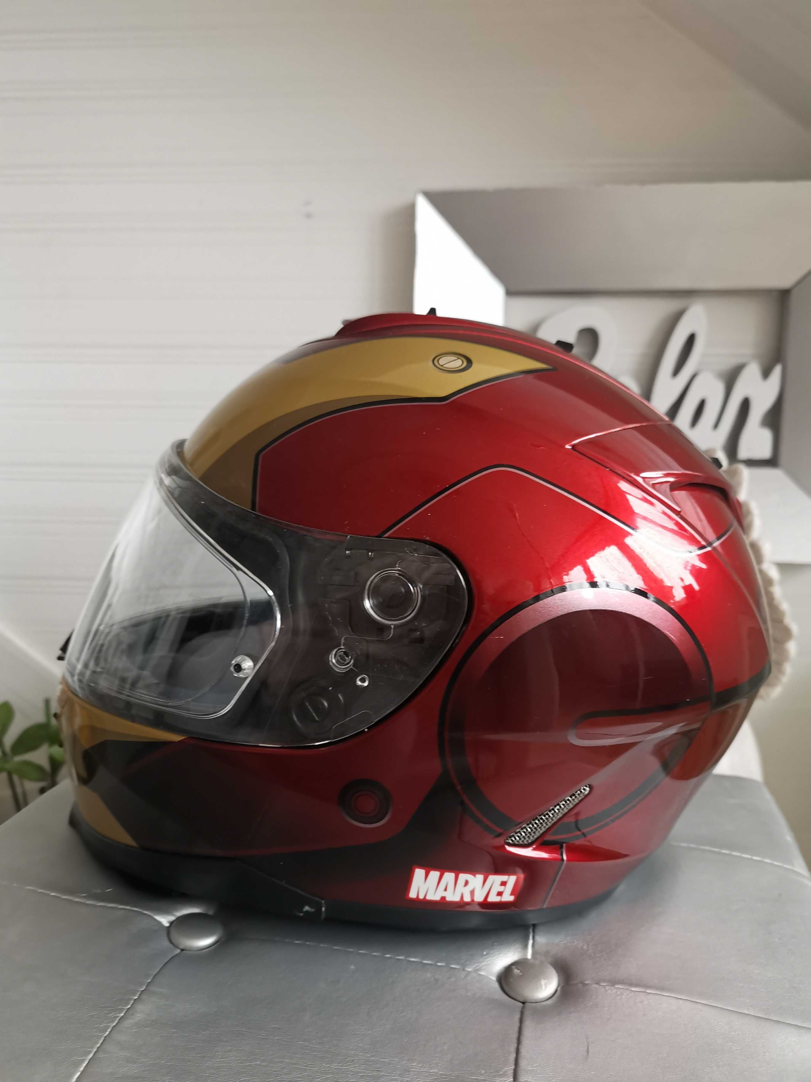 Marvel Stark, Kask motocyklowy HJC IS-17  .Limitowana edycja