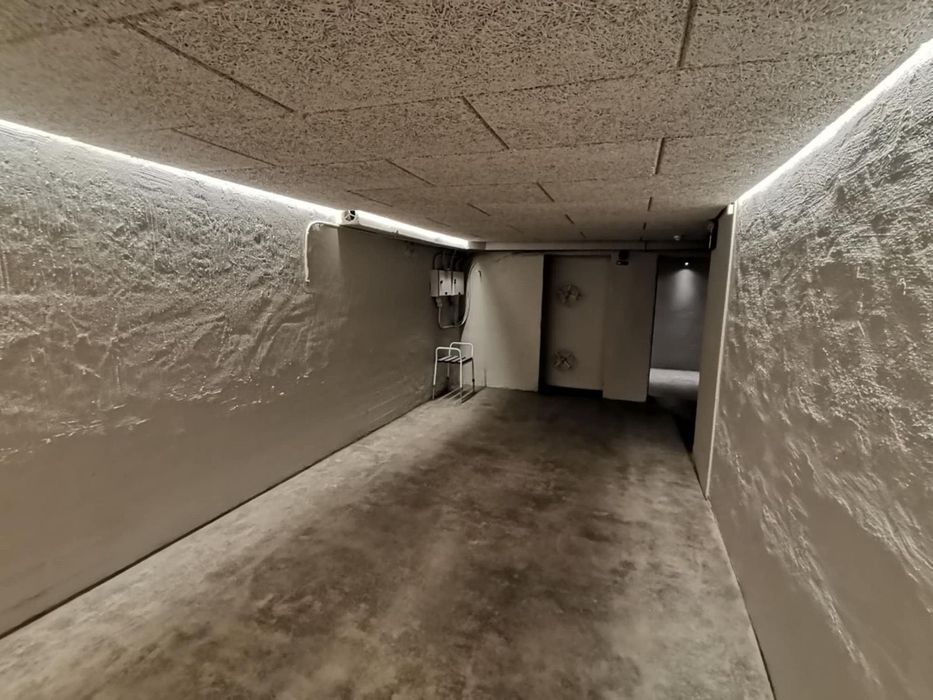 Поклейка шпалер, покраска, штукатурка, шпаклівка - майстер з досвідом