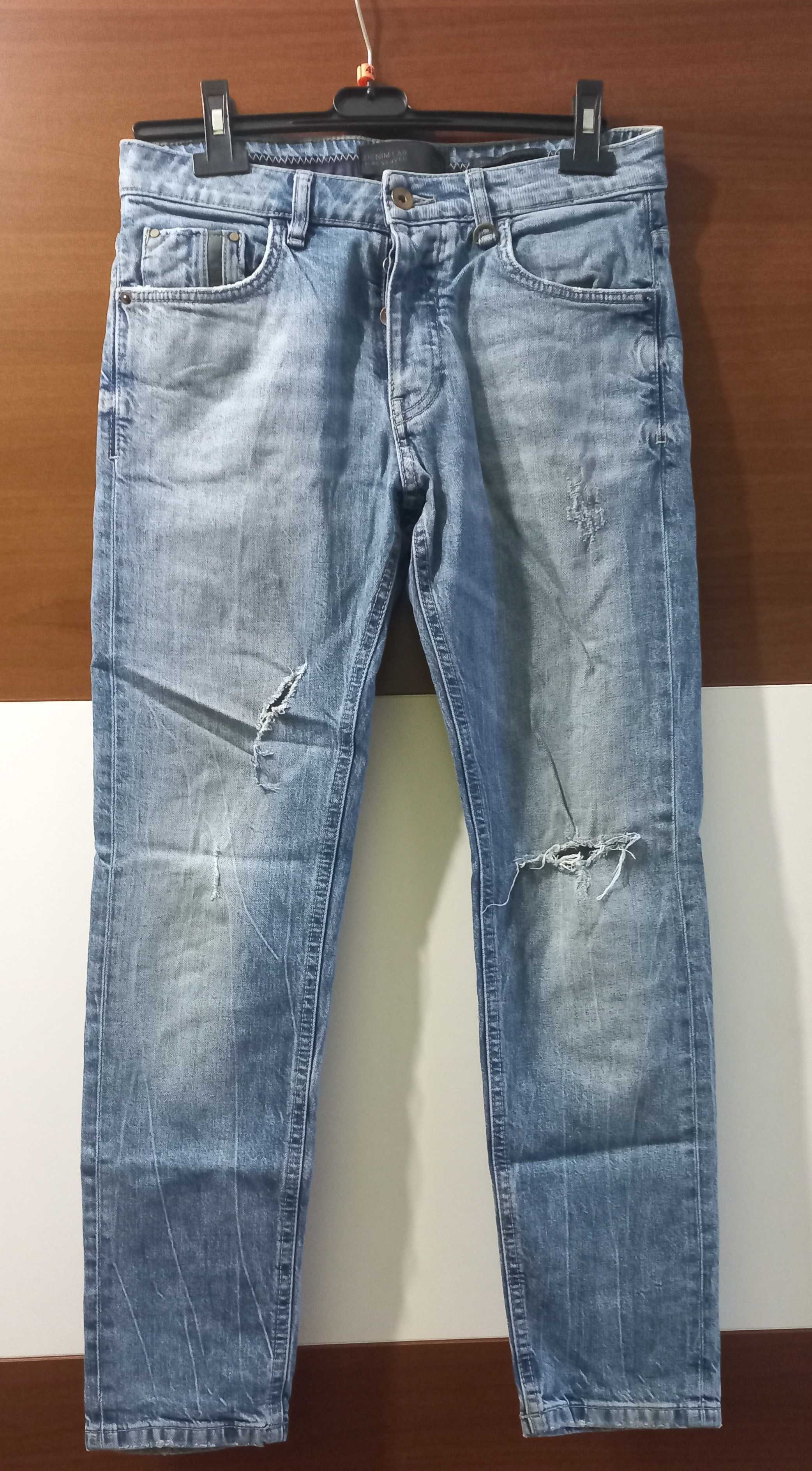 Spodnie jeansowe męskie Reserved