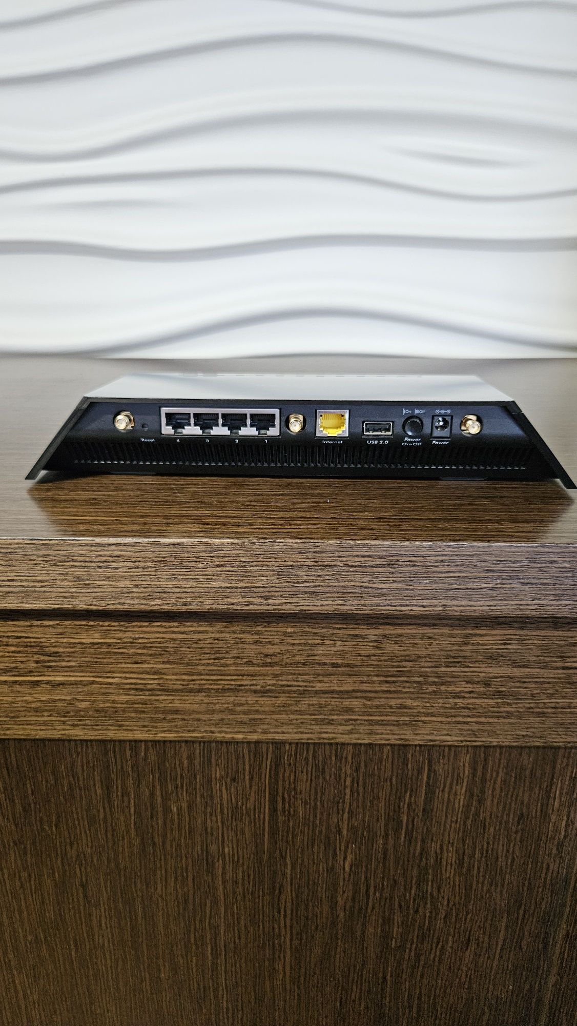 Router Netgear jak nowy AC 1900 (R7000)