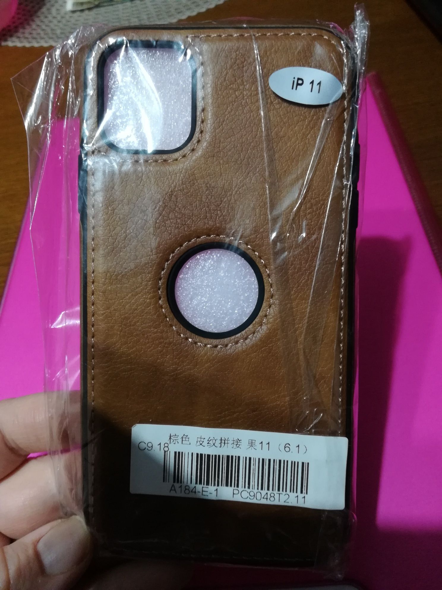 Etui na telefon do iPhone 11 Pro Max Leather skórzane