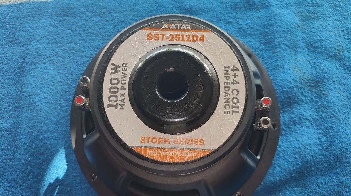 Сабвуфер Avatar SST-2512D2/D4