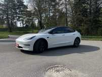 Tesla Model 3 Long Range