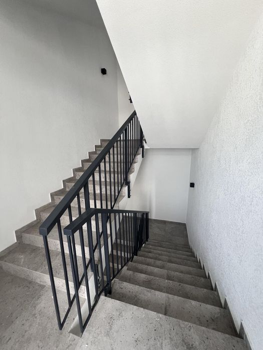 Продаж 1-кім. квартири 46 м.кв., в. Вашингтона