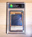 Blue Eyes White Dragon - GFP2 GHOST GRADED 8.5